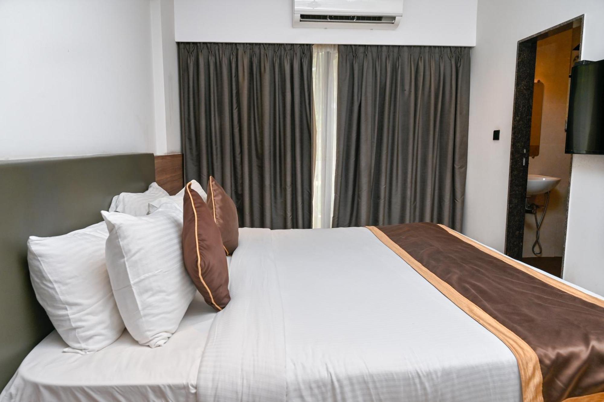 Regenta Inn Palacio De Goa, Panjim パナジ エクステリア 写真
