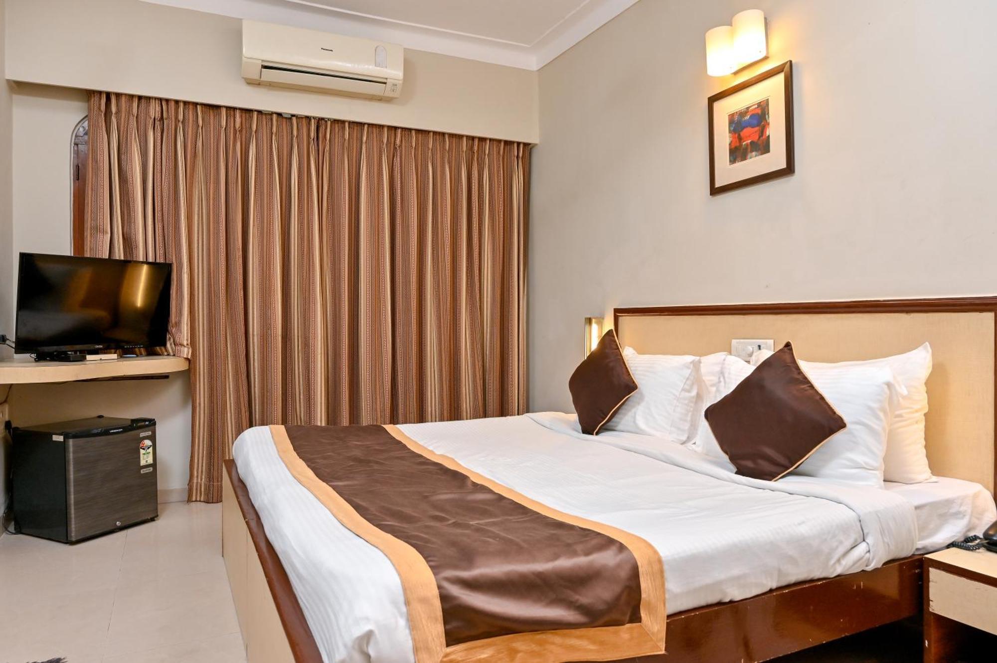Regenta Inn Palacio De Goa, Panjim パナジ エクステリア 写真